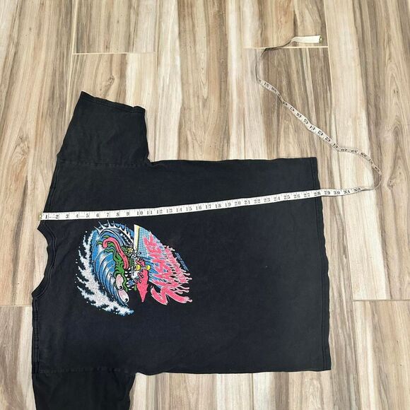 Santa-cruz Men's Black T-shirt - Picture 5 of 5